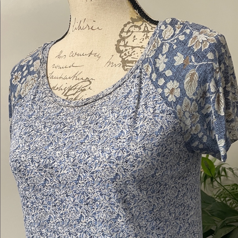 Lucky Brand Blue Floral Short Sleeve Top
